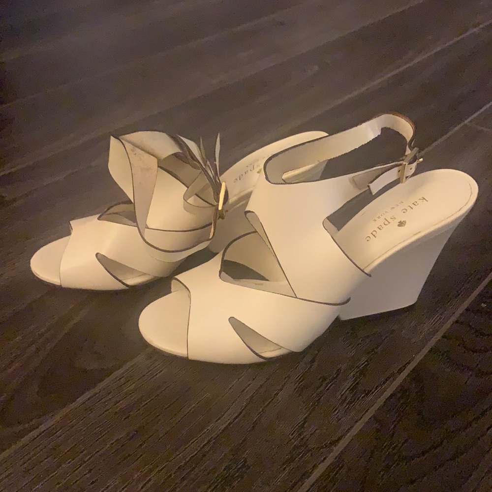 Kate spade vintage looking white leather wedges